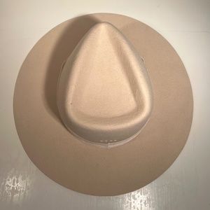 Lack of Color - 63 cm XXL Hat- Color: Beige (Creme/Tan/Off White)- Benson Tri